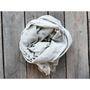 Béžovo-šedý pruhovaný šátek s roztřepeným koncem  - 70*180 cm Chic Antique