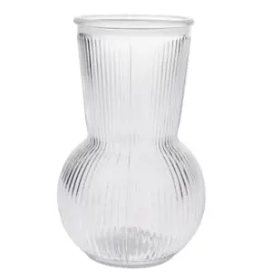 Produkt Skleněná váza Silvie, čirá, 17,5 x 11 cm