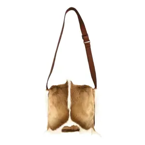Produkt Bílo hnědá kabelka přes rameno z hovězí kůže Springbok - 30*30*5cm Mars & More