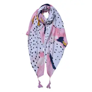 Produkt Růžovo-bílý dámský šátek s květy - 90*180 cm Clayre & Eef
